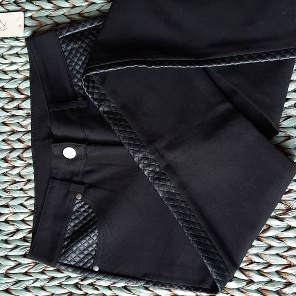 J D Style Pants - J D Style Vegan Quilted Leather Trim Pants NWT